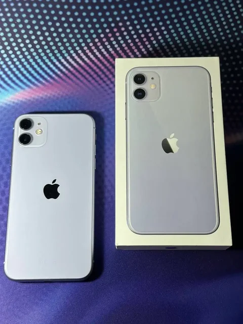 iPhone 11 64GB в идеальном состоянии - Зарядные устройства в Уфа