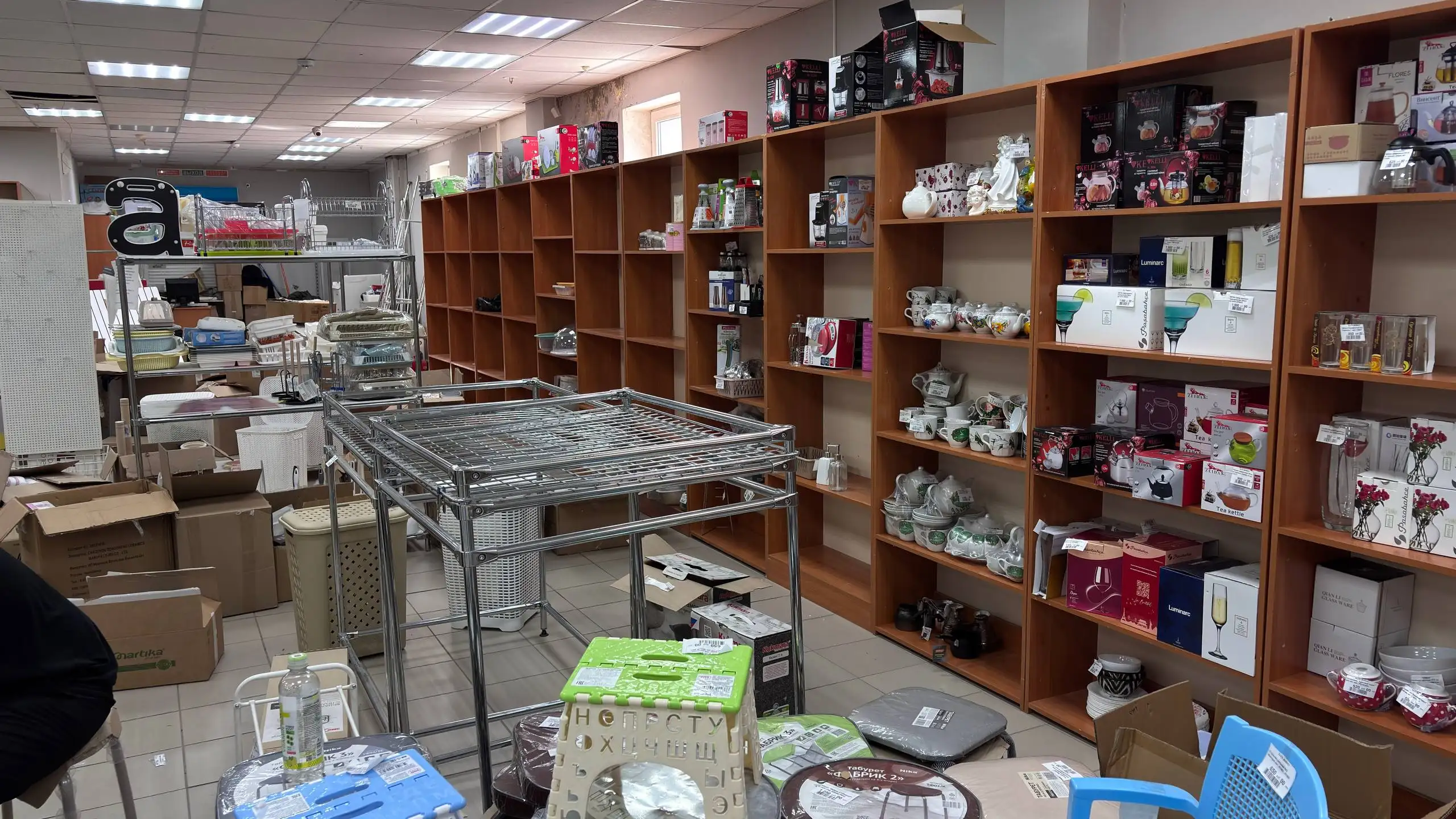 Закрытие магазина: продажа оборудования - Торговое оборудование (Готовый бизнес и оборудование) в Уфа