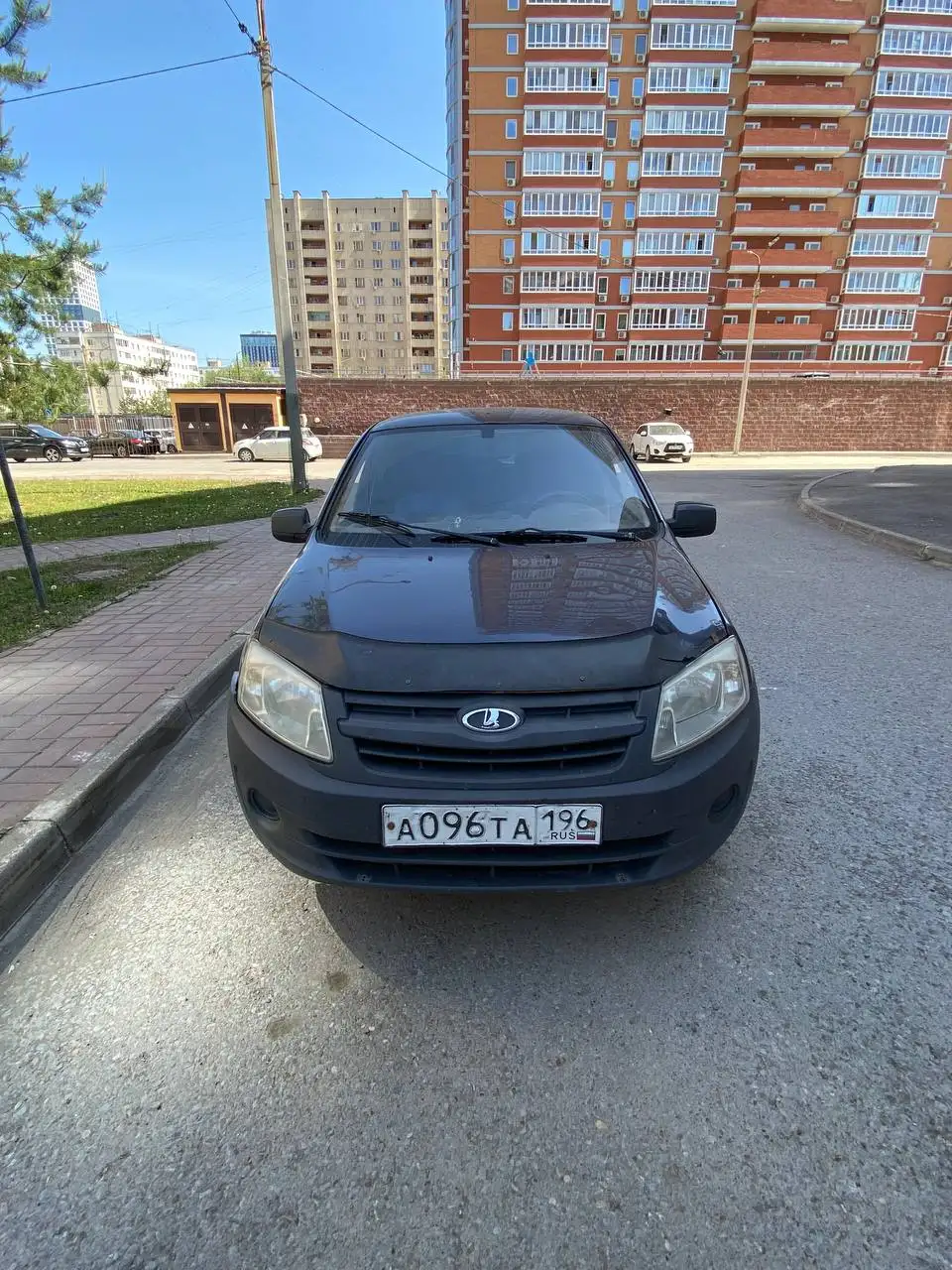 Продажа Гранта 2013 - Легковые автомобили (Авто) в Неизвестно