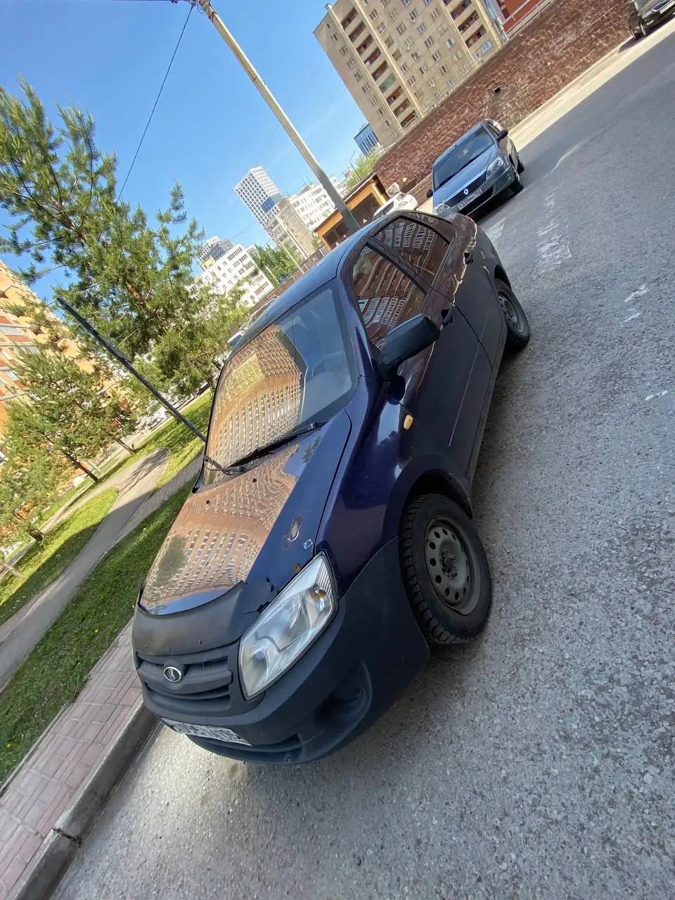 Продажа Гранта 2013 - Легковые автомобили (Авто) в Неизвестно