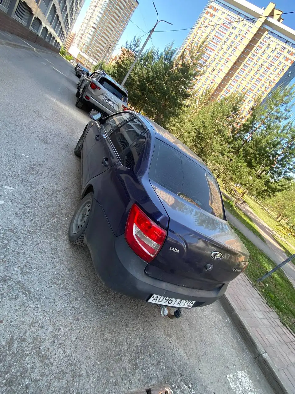 Продажа Гранта 2013 - Легковые автомобили (Авто) в Неизвестно