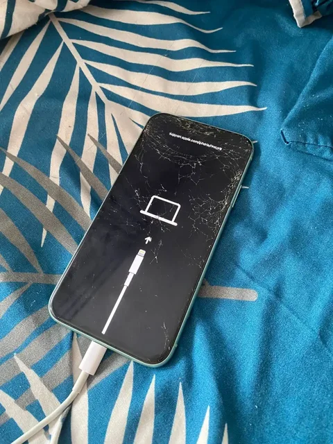 Продам iPhone 11 - Электроника в Уфа