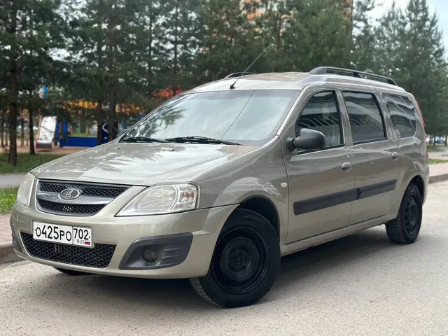 Lada Largus 2012 7 мест - Легковой автомобиль в Уфа