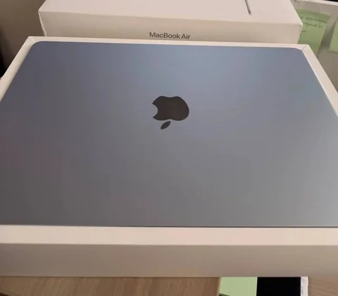 MacBook Air 15 M4 256GB - частное объявление в Уфа