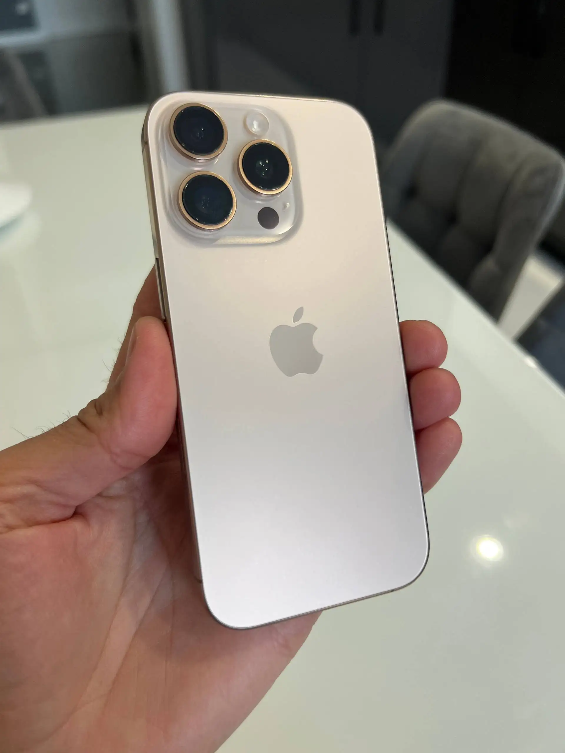 Продам IPhone 16 Pro 256GB - Смартфоны (Электроника) в Уфа