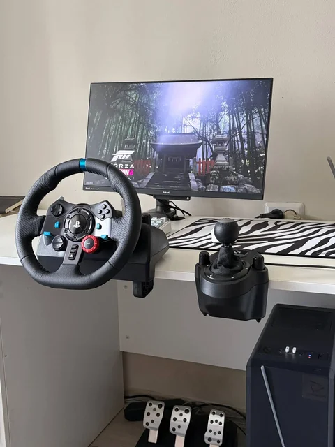 Logitech G29 с КПП - Хобби и отдых в Уфа