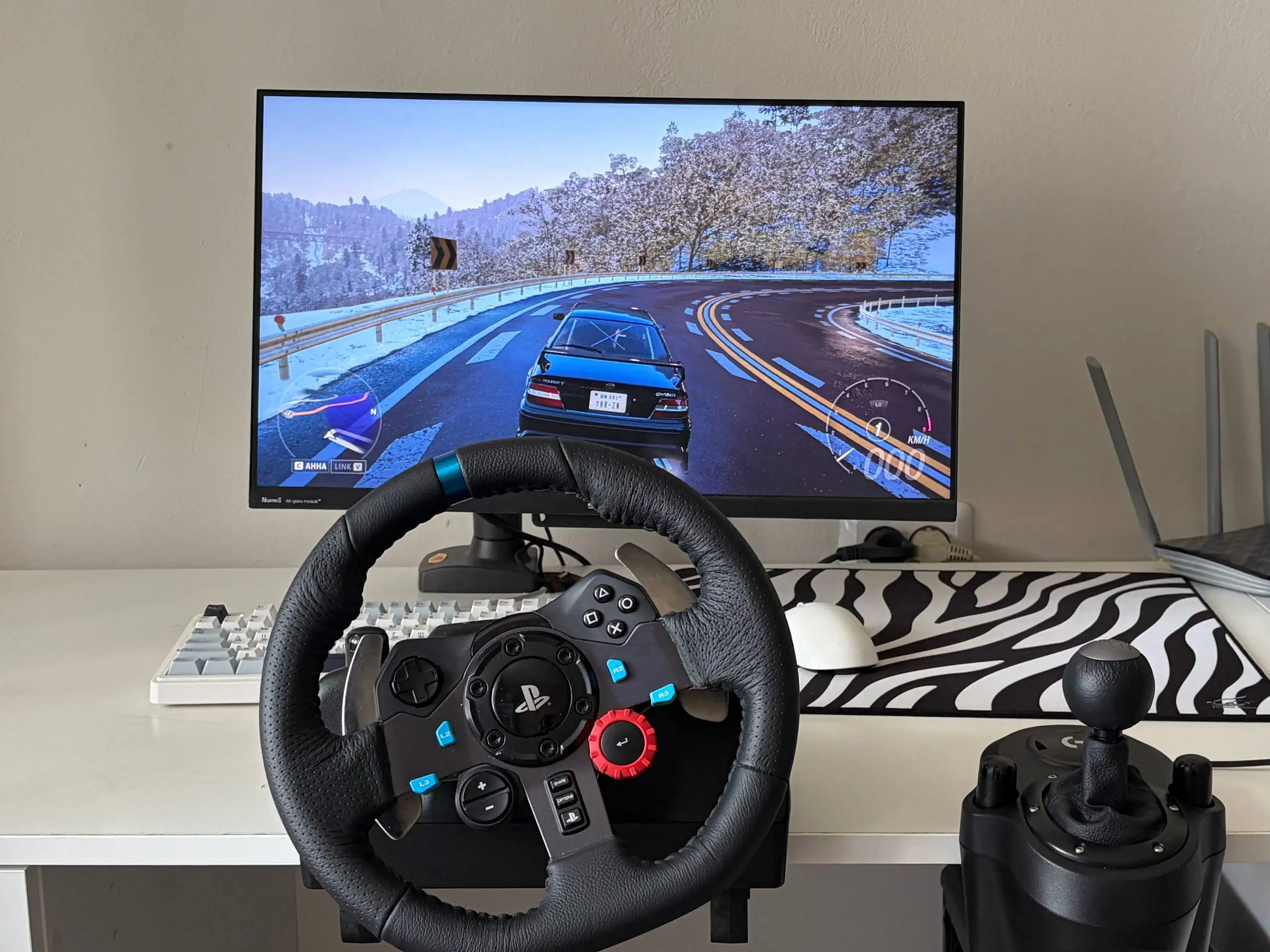 Logitech G29 с КПП - Гейминг (Хобби и отдых) в Уфа