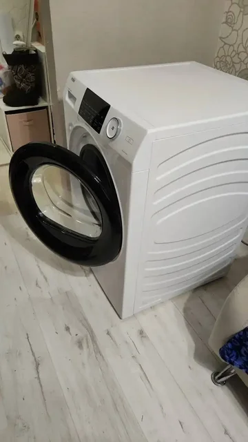Сушильная машина Haier HD90-A2959S 9 кг + крепление - Столы и стулья в Уфа