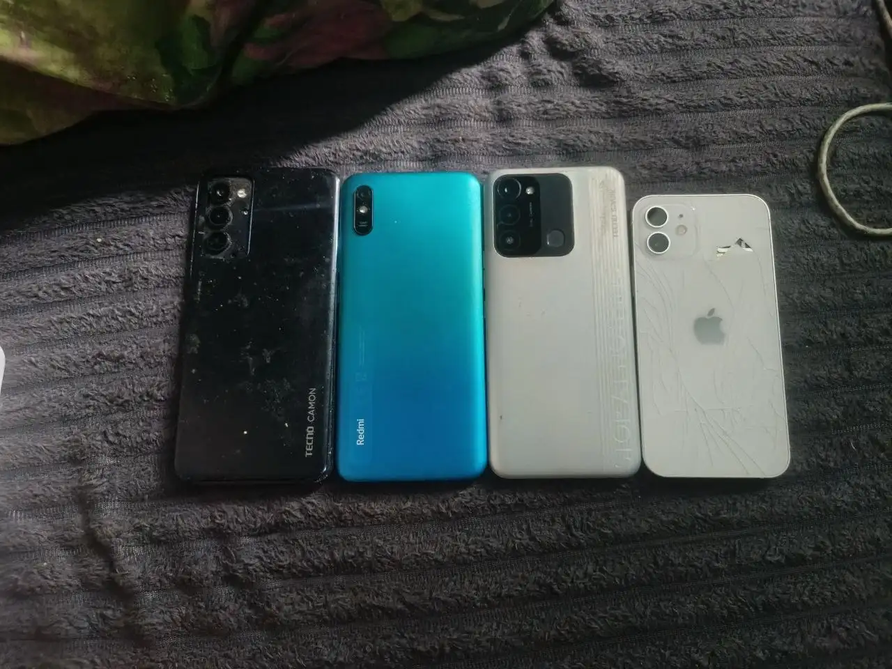 iPhone 12 128GB Face ID не работает - Смартфоны и телефоны (Электроника) в Уфа
