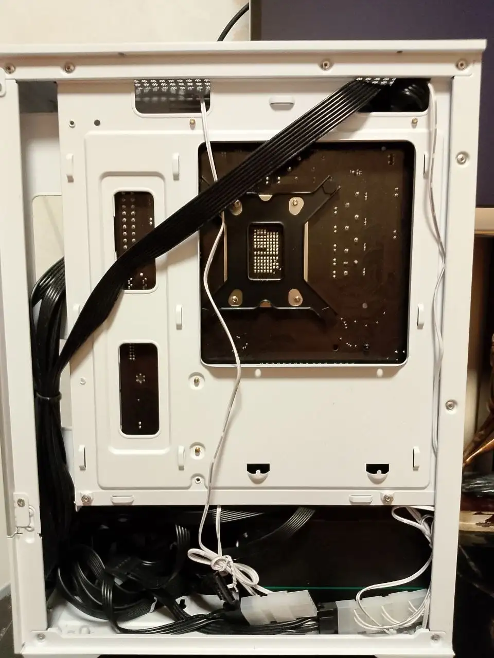 Игровой компьютер Intel Core i3-12100F, AMD Radeon Rx 6600m, 16GB RAM, 1TB SSD - Компьютеры (Электроника) в Уфа