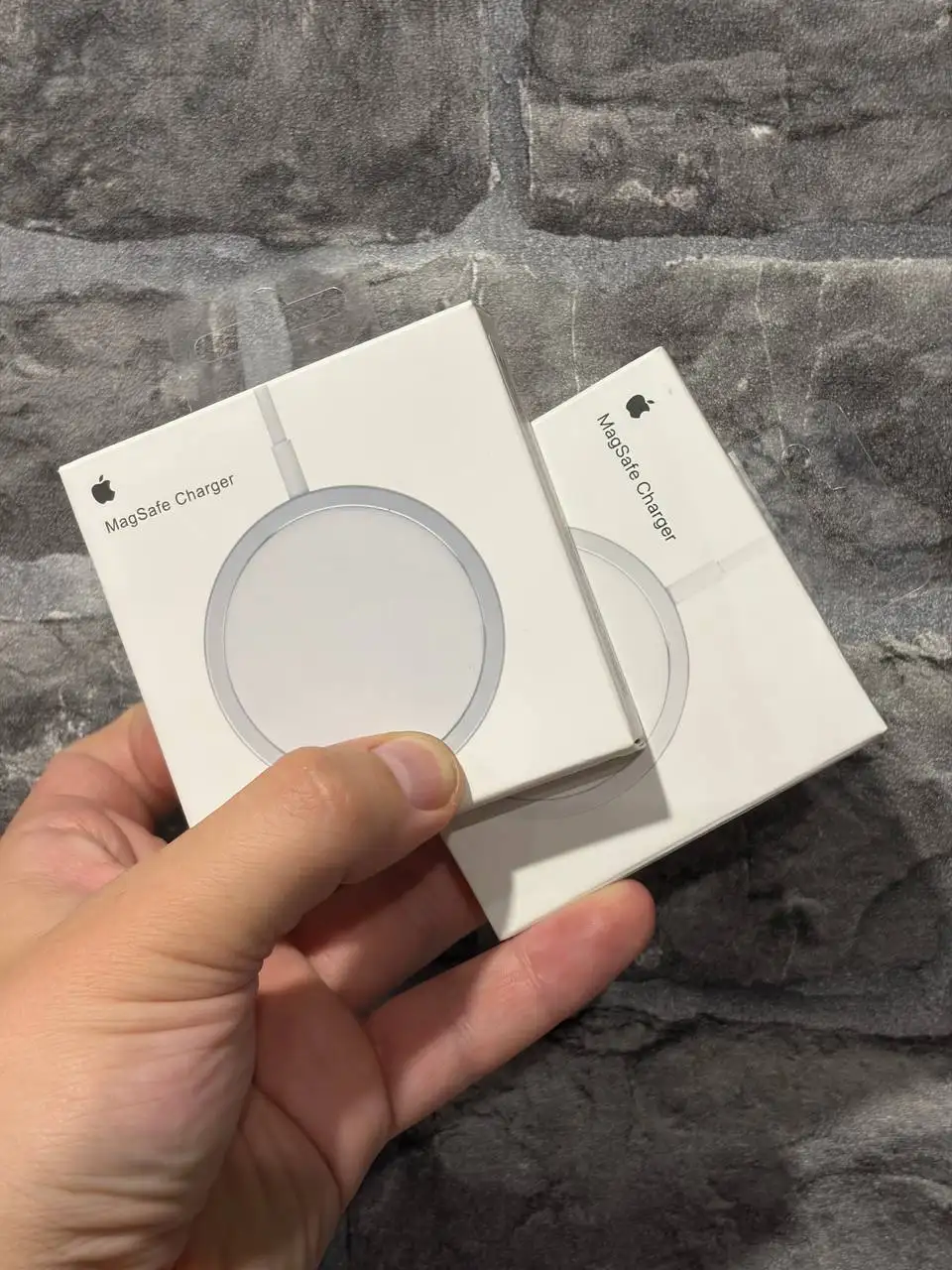 Новая беспроводная зарядка MagSafe (реплика), в наличии 2 шт. - Зарядные устройства (Электроника) в Уфа