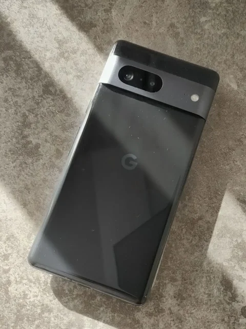 Продаю Google Pixel 7 - Мониторы в Уфа