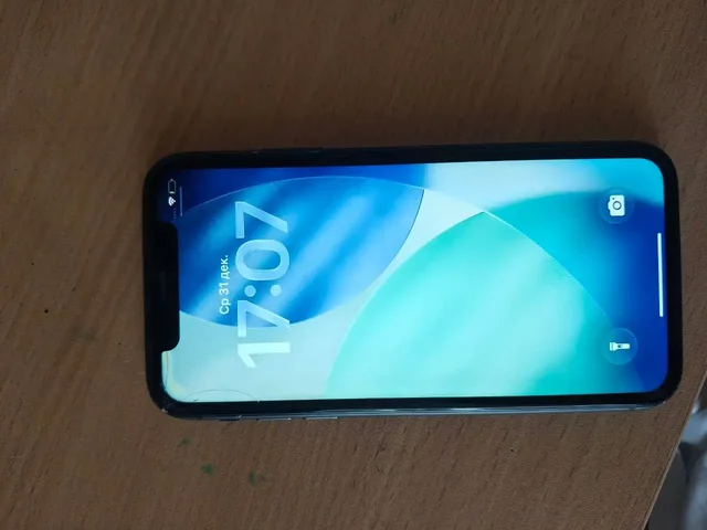 Обмен iPhone 11 64GB - Мониторы в Уфа