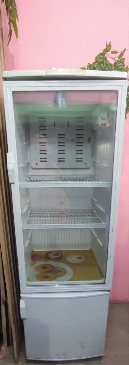 Холодильник витрина - частное объявление в Уфа