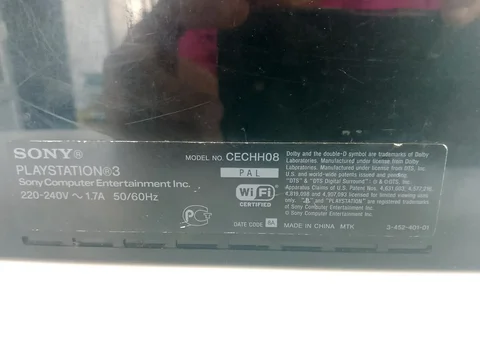 Продам телефон с небольшими царапинами - Электроника в Уфа