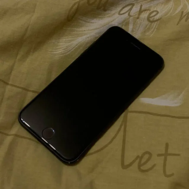 iPhone SE (2020) 64gb в хорошем состоянии - Электроника в Уфа