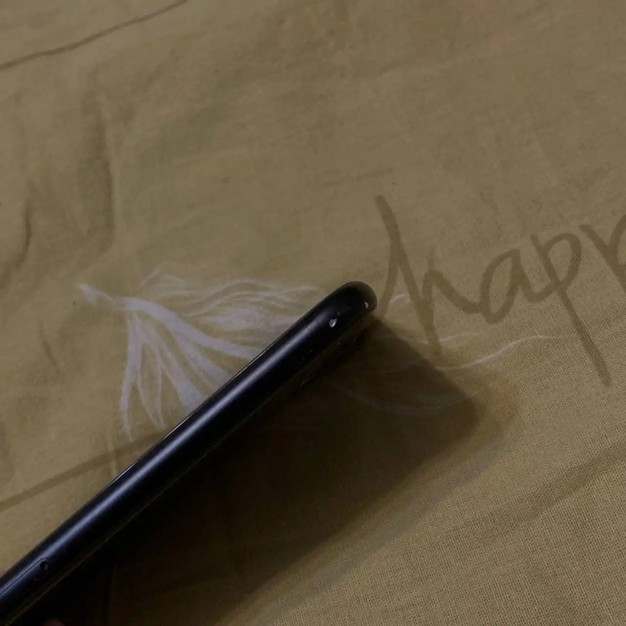 iPhone SE (2020) 64gb в хорошем состоянии