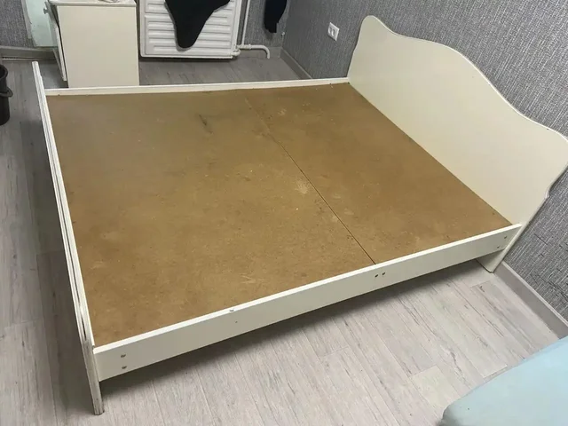 Кровать двуспальная и стеллаж - частное объявление в Уфа