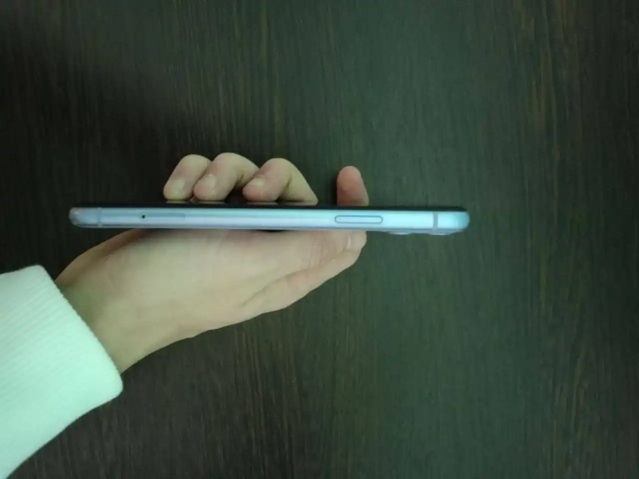 Продам iPhone 11 64гб