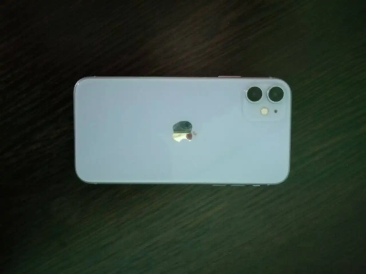 Продам iPhone 11 64гб