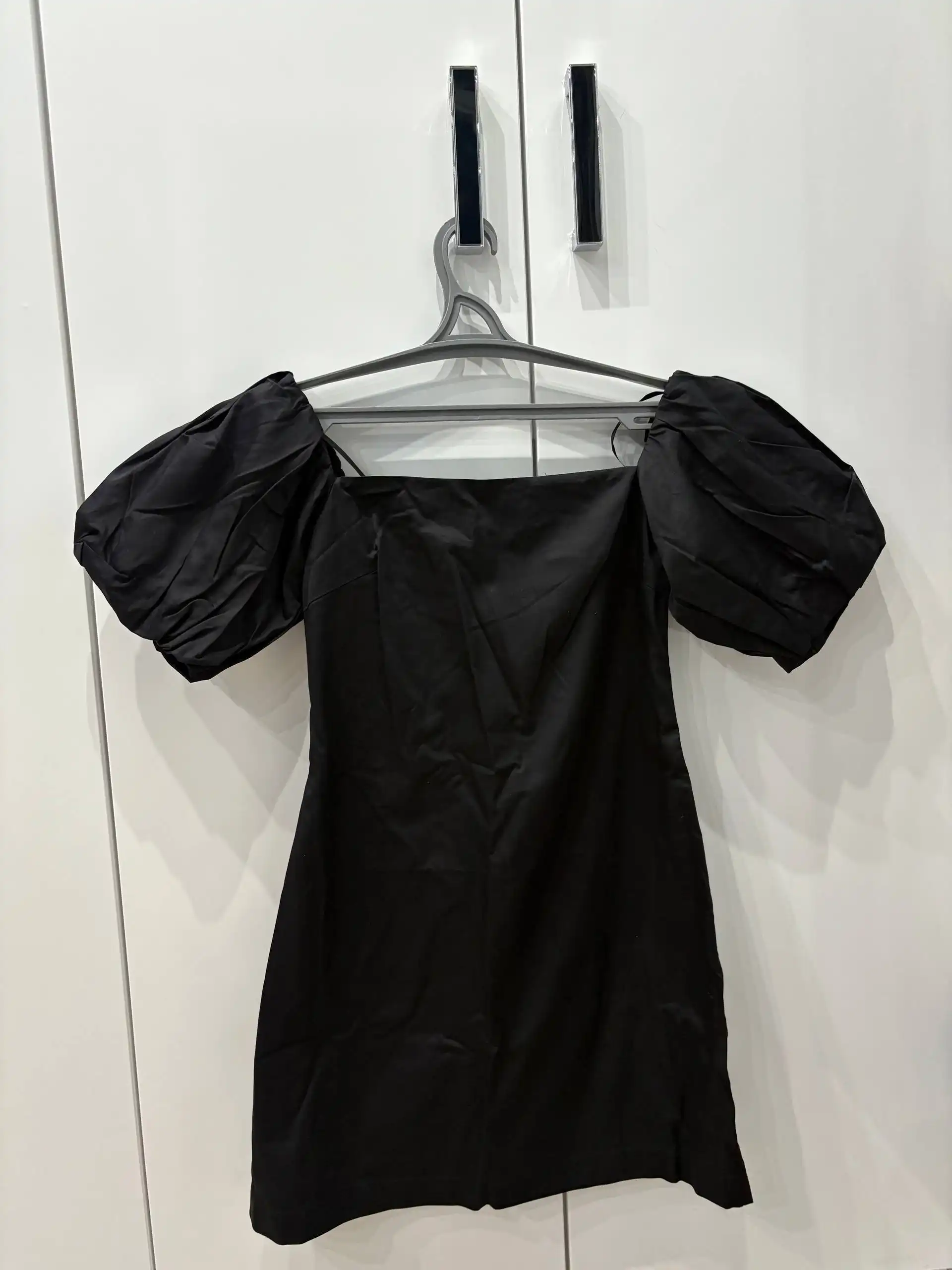 Продам абсолютно новое платье с этикеткой