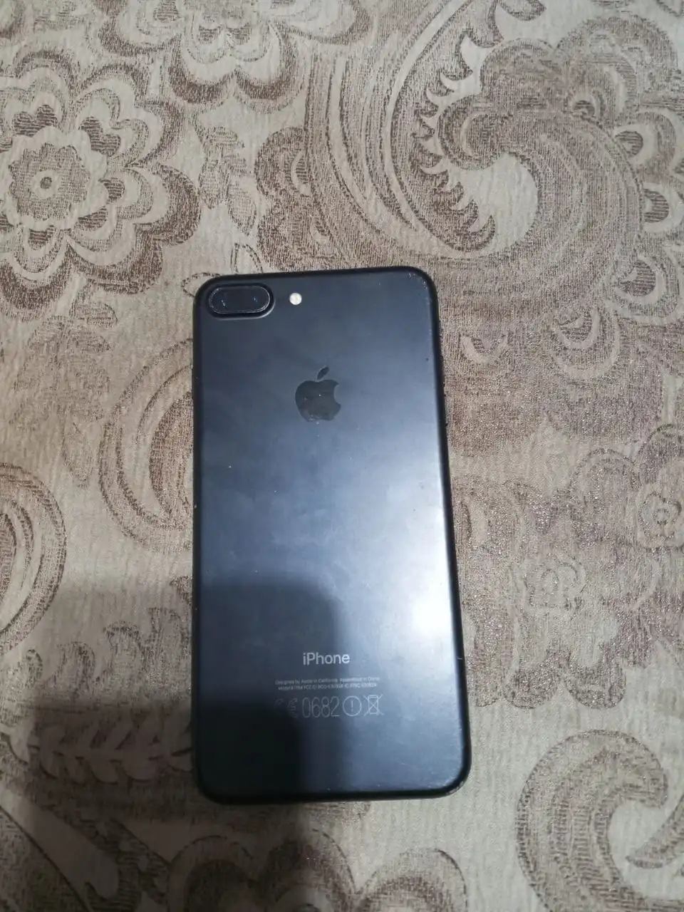 Продам айфон 7 плюс 32гб