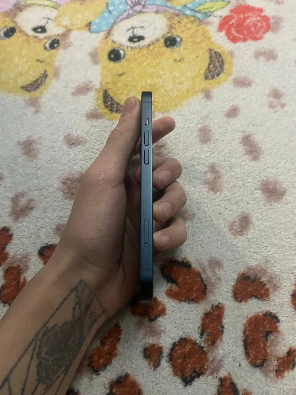 iPhone 13 256gb в идеальном состоянии