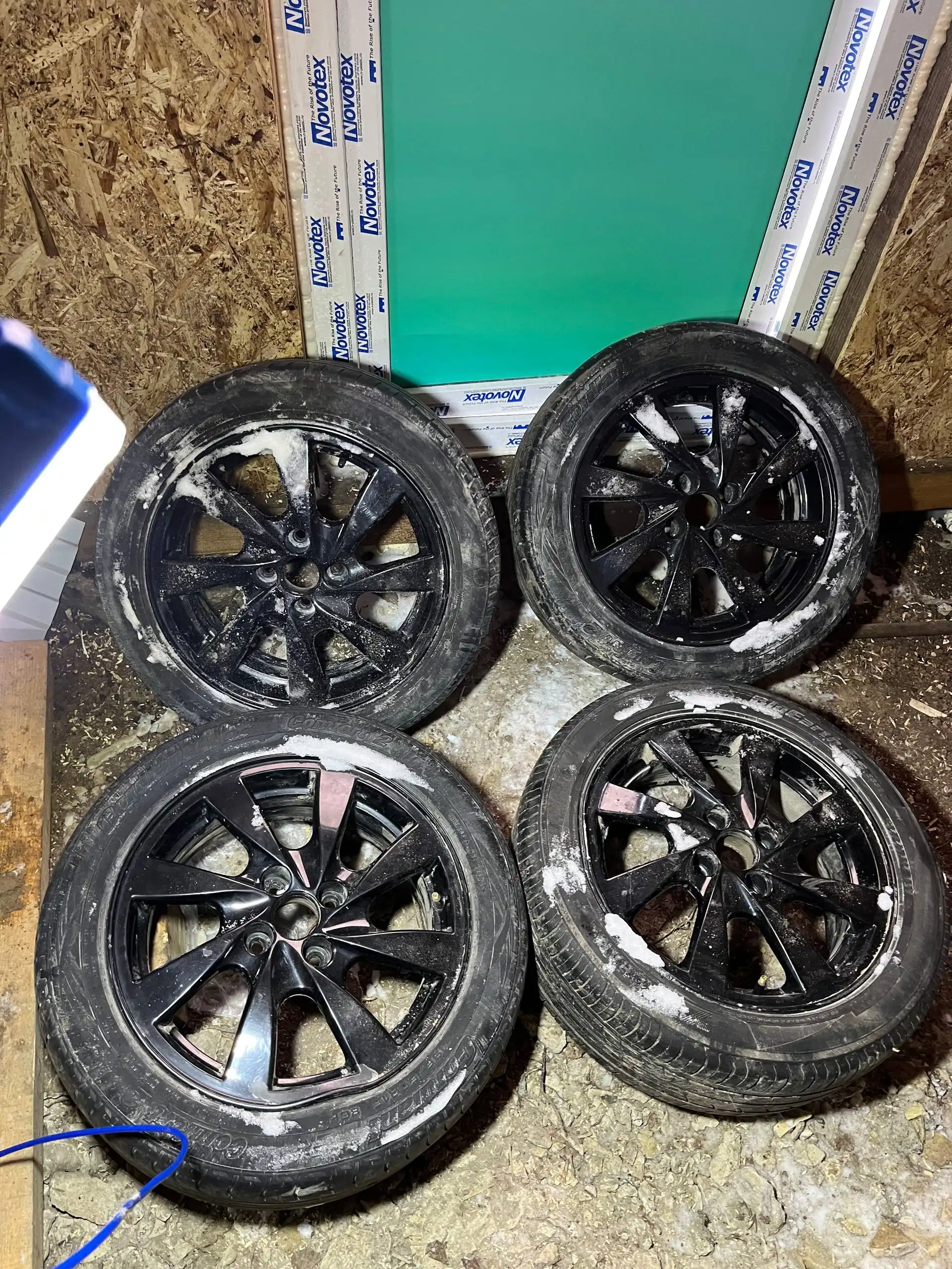 Колеса на литых дисках Black Edition на Приору