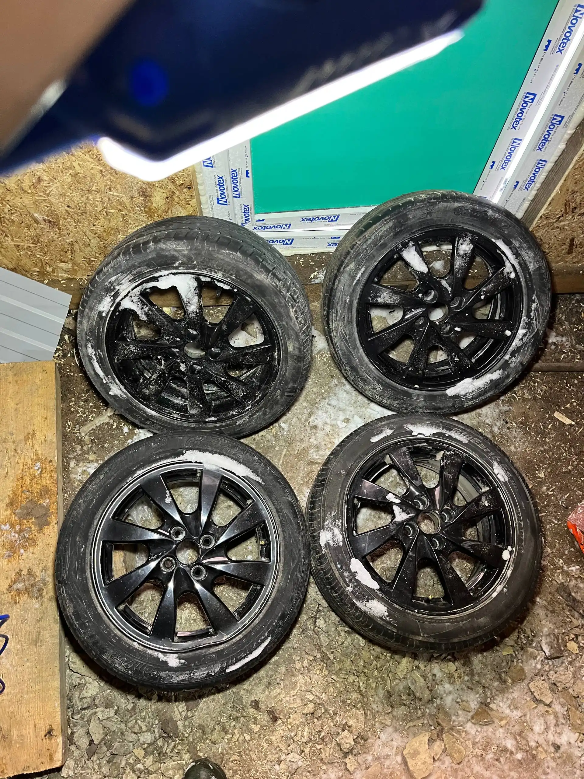 Колеса на литых дисках Black Edition на Приору