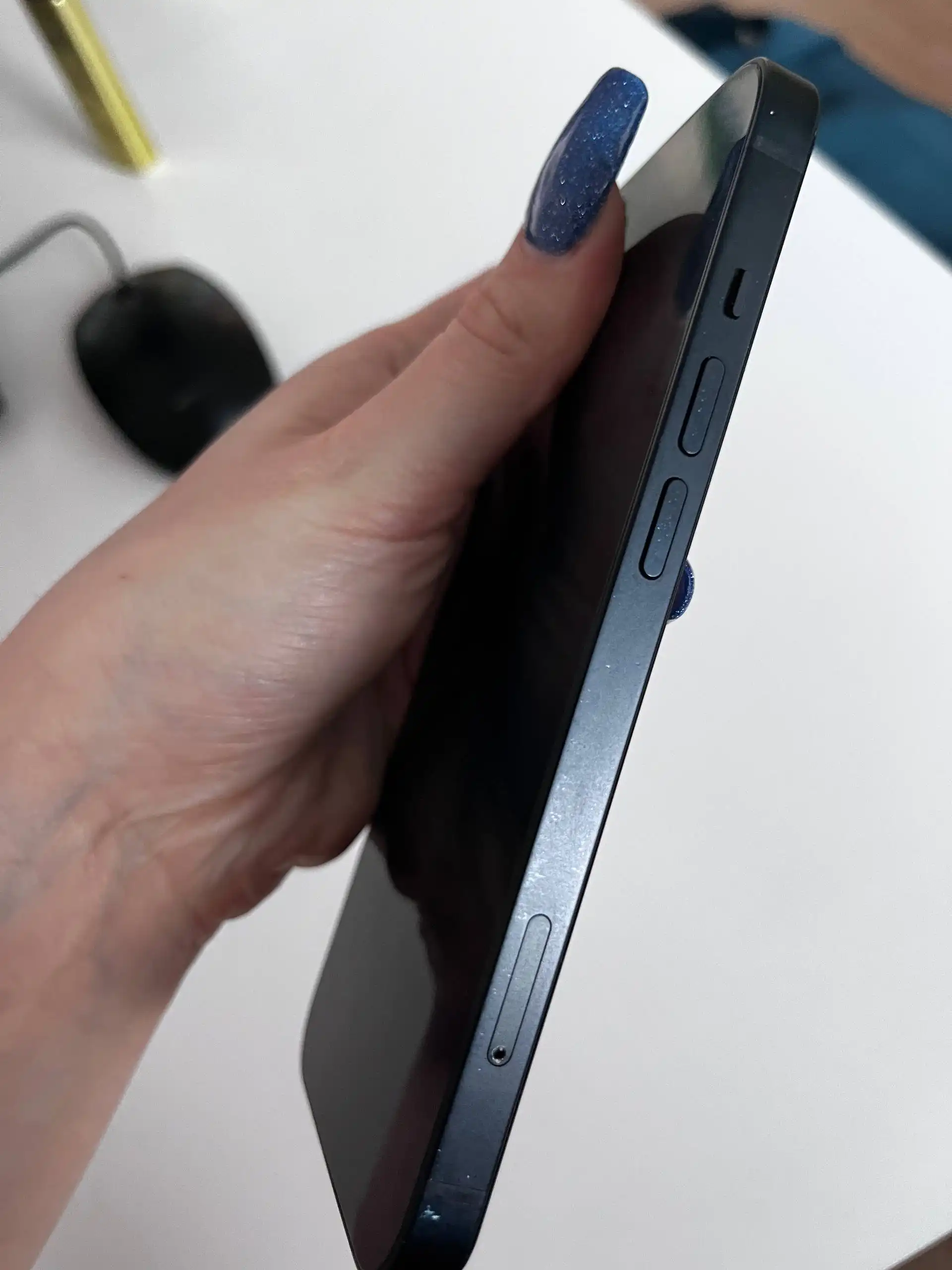 iPhone 13 128GB черный