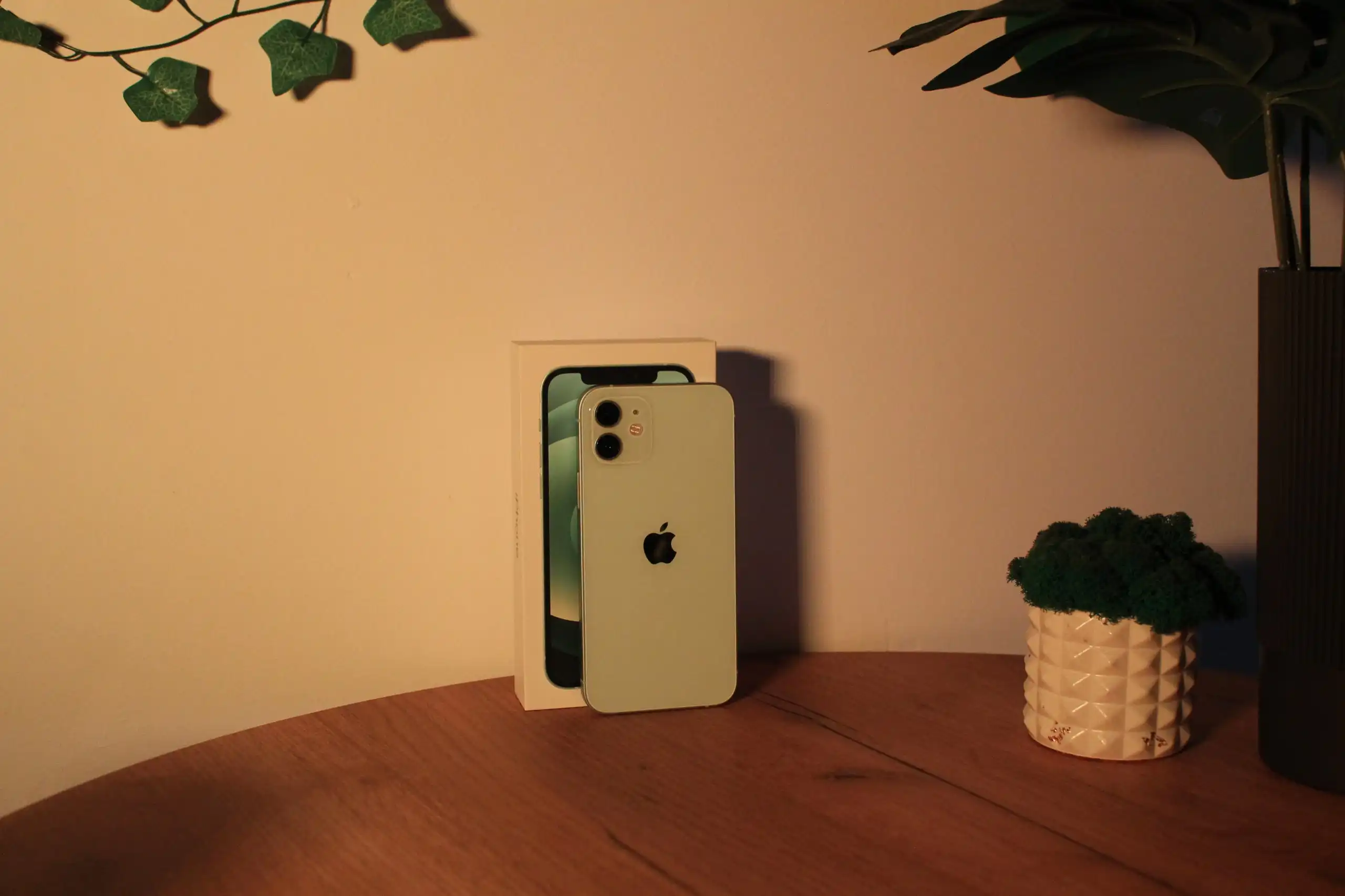 iPhone 12 128 ГБ в идеальном состоянии