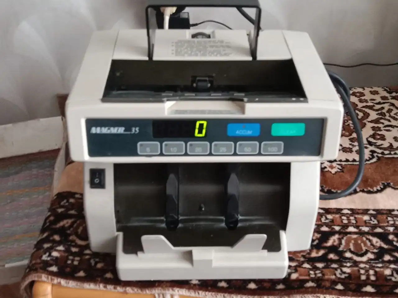 Купюросчетчик Магнер 35 - Купюросчетчики (Барахолка) в Уфа