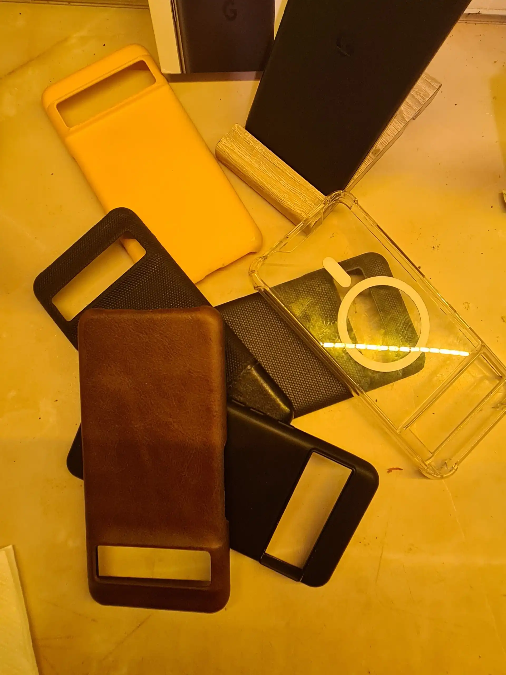 Google Pixel 8 Pro с двумя битыми пикселями и полным комплектом - Смартфоны (Электроника) в Уфа