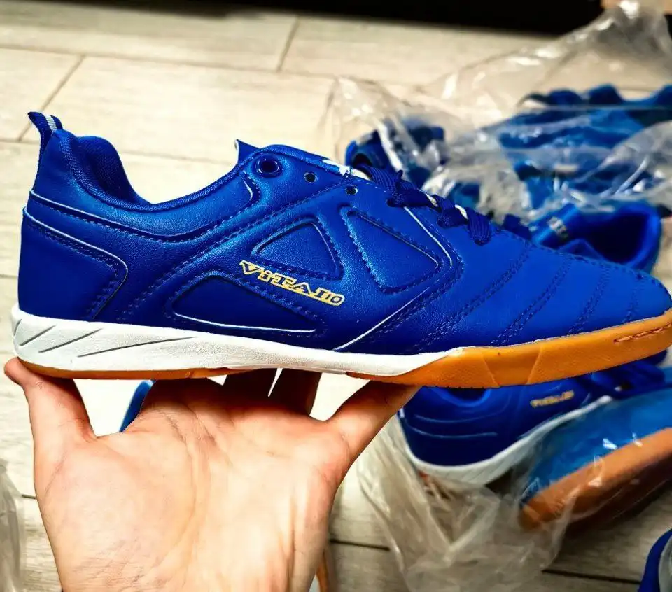 Продажа футзалок - Обувь (Одежда) в Уфа