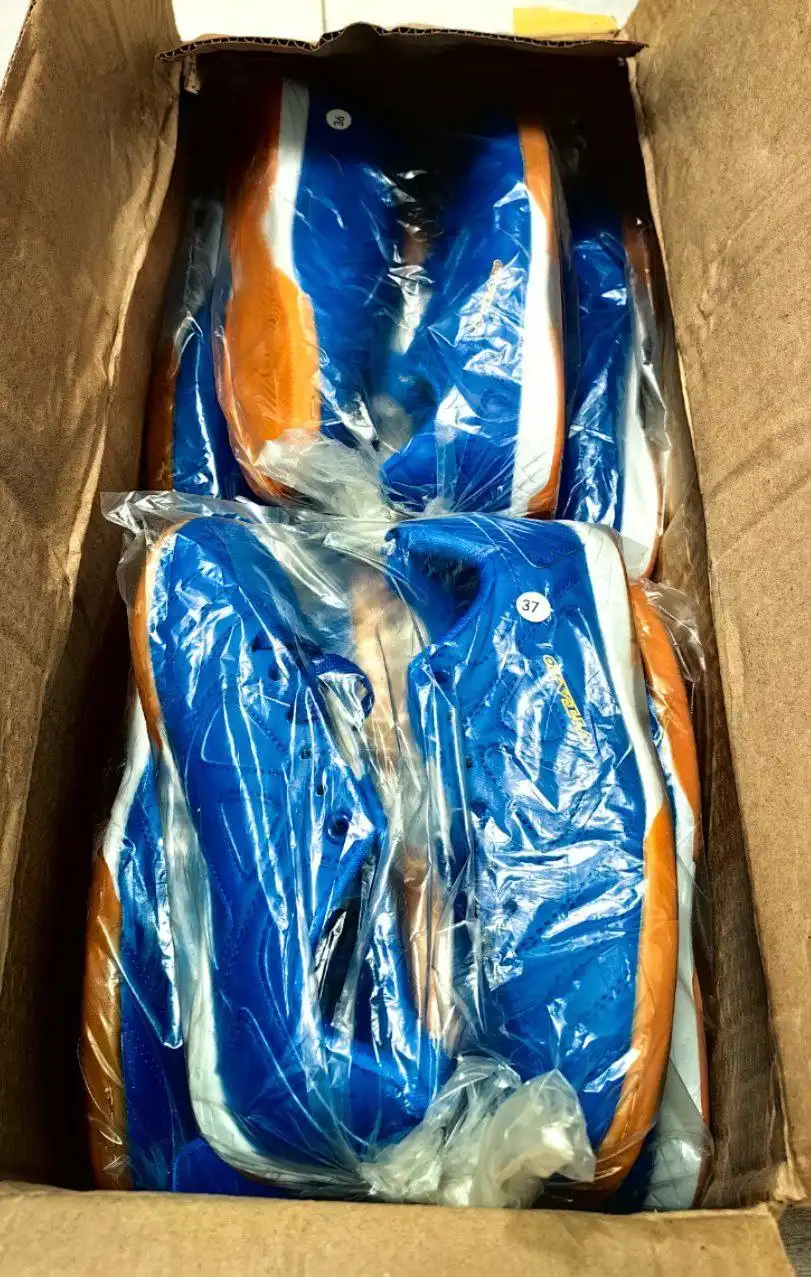 Продажа футзалок - Обувь (Одежда) в Уфа