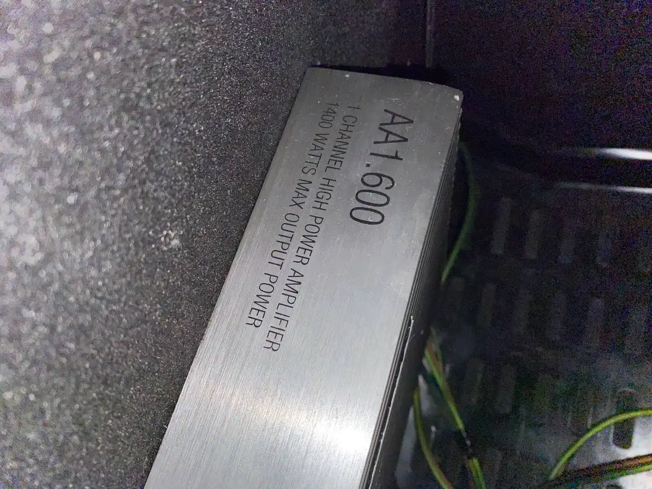 Усилитель в отличном состоянии - Аудиотехника (Электроника) в Уфа