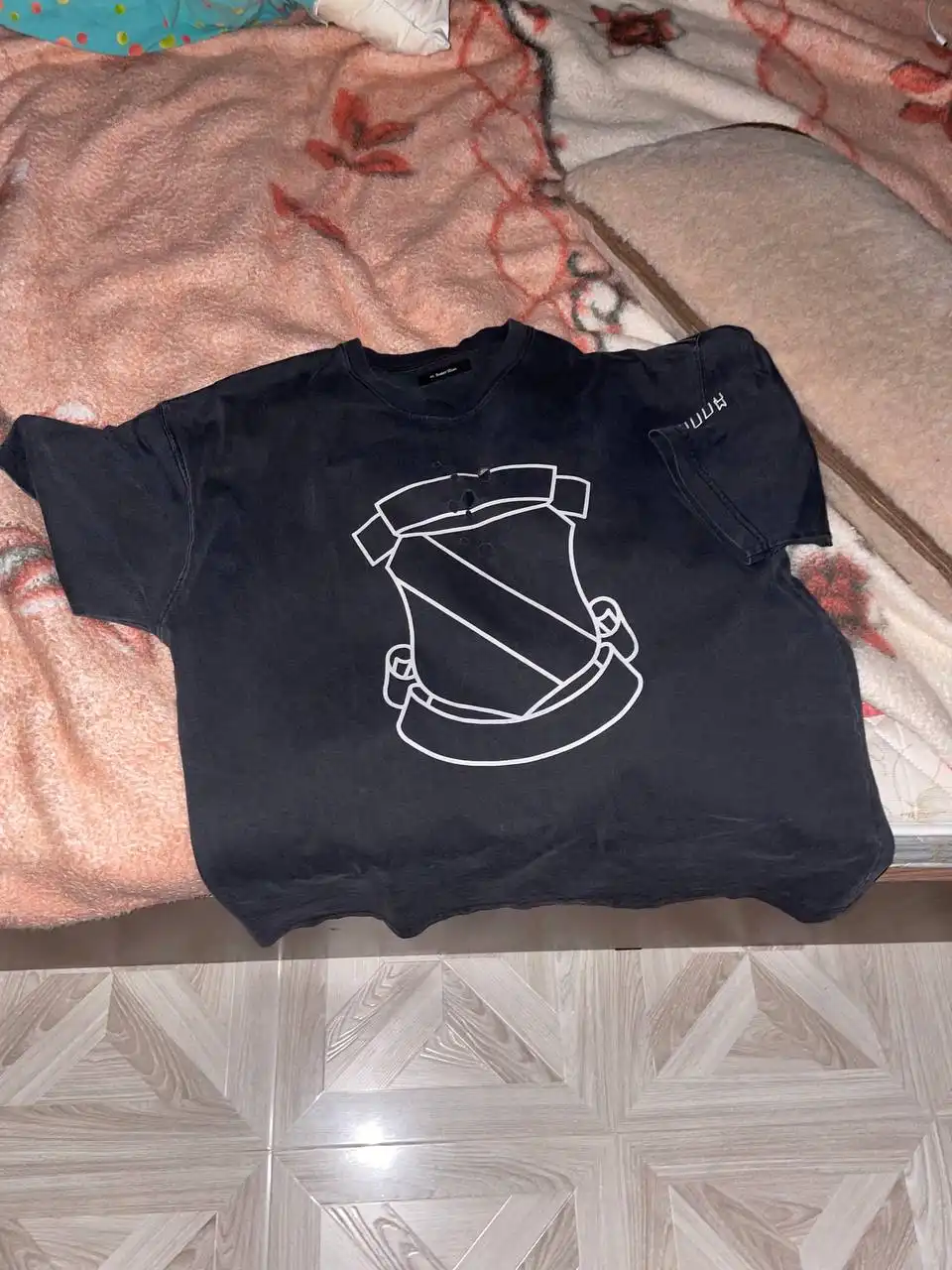 Продам футболку Number Nine Shield оригинал - Футболки (Одежда) в Уфа