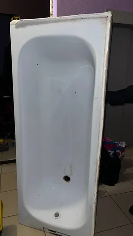 Акриловая ванна с ножками - Барахолка в Уфа