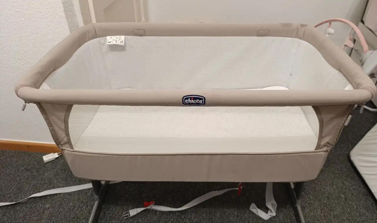 Отдам даром машинка верхней загрузки, морозильник и кроватка - Барахолка в Уфа