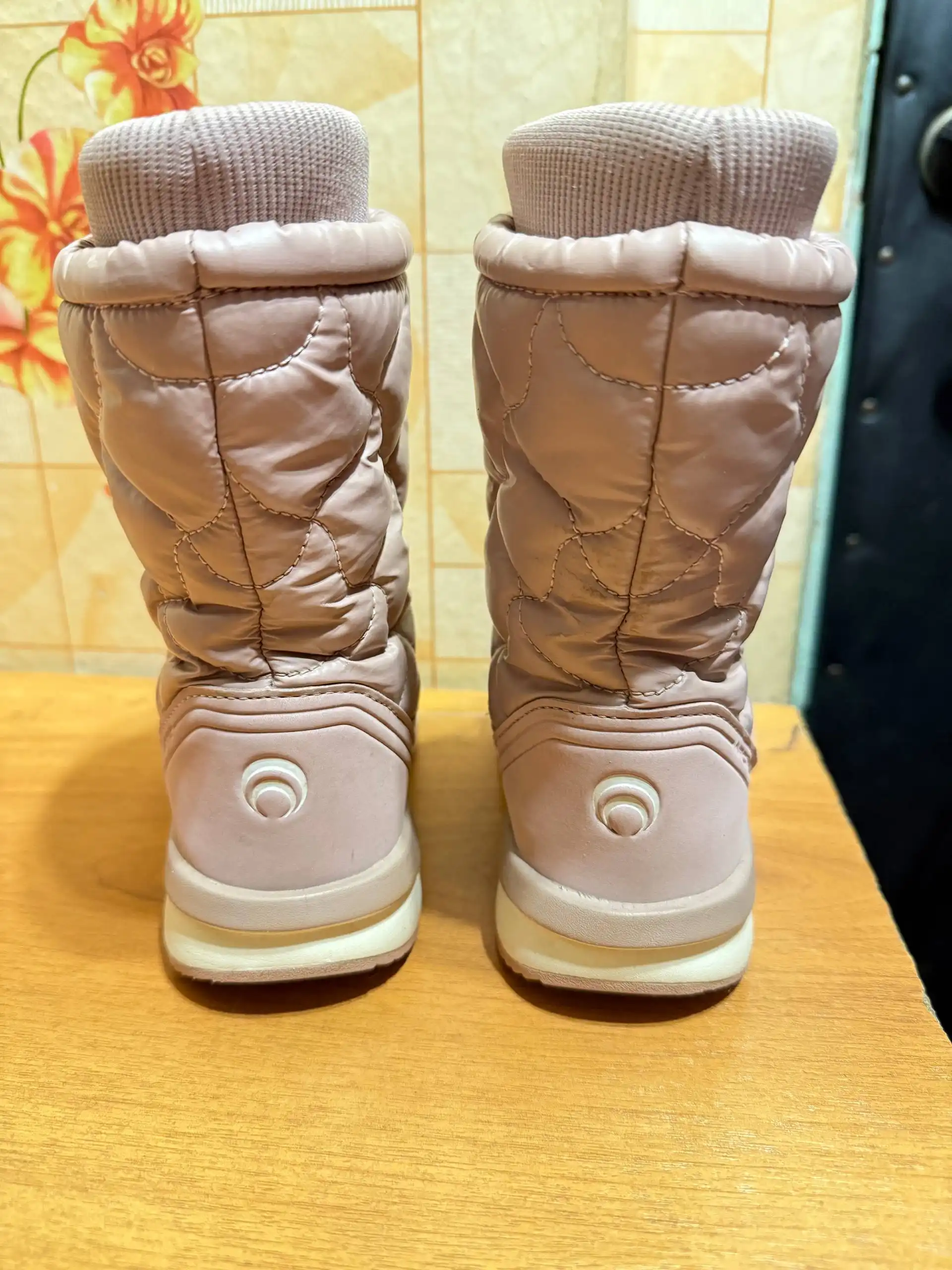 Продажа детских зимних дутиков 30 размера - Одежда (Товары для детей) в Уфа