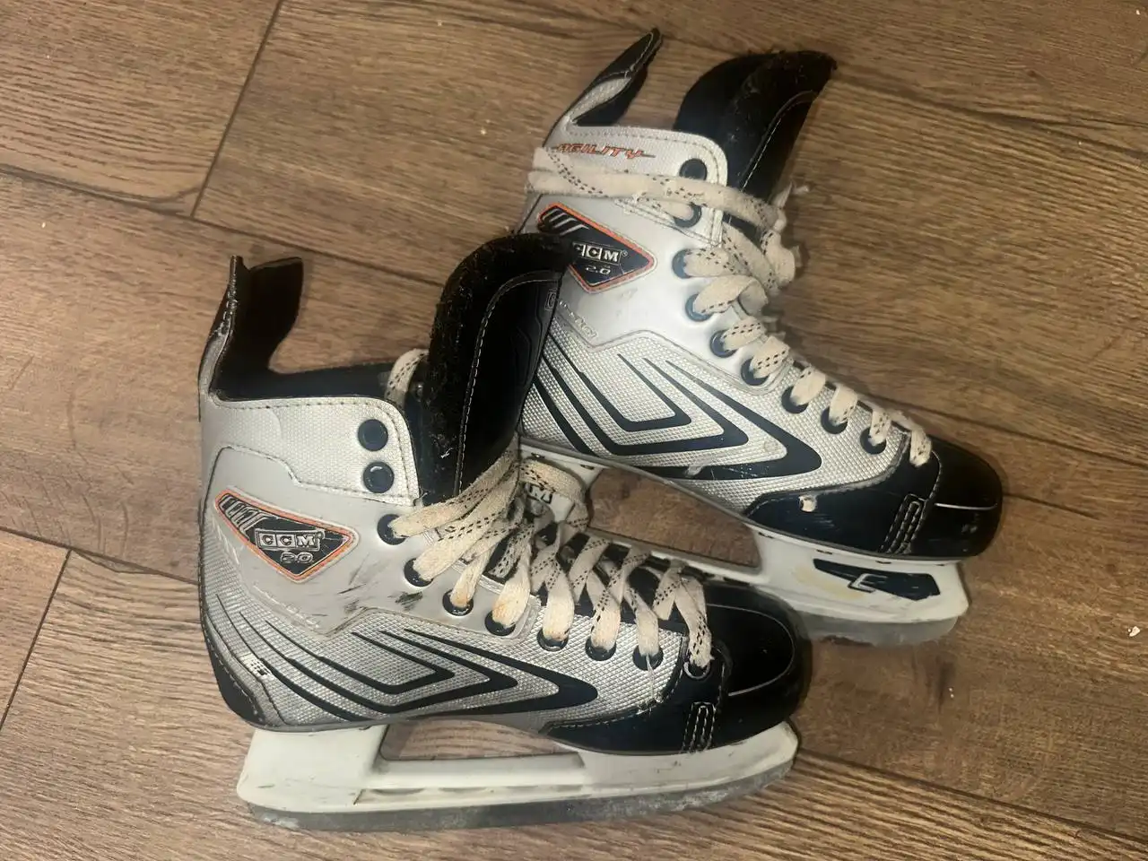 Продам коньки хоккейные CCM vector 2.0 размер 39 - Спортинвентарь (Хобби и отдых) в Уфа