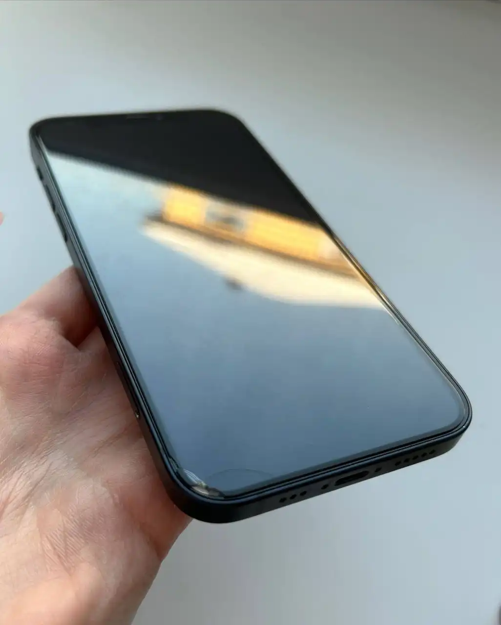 Продажа iPhone 12 64 Гб в хорошем состоянии - Смартфоны (Электроника) в Уфа