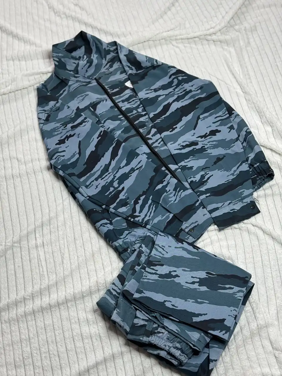 Камуфляжные костюмы разных размеров - Одежда в Уфа