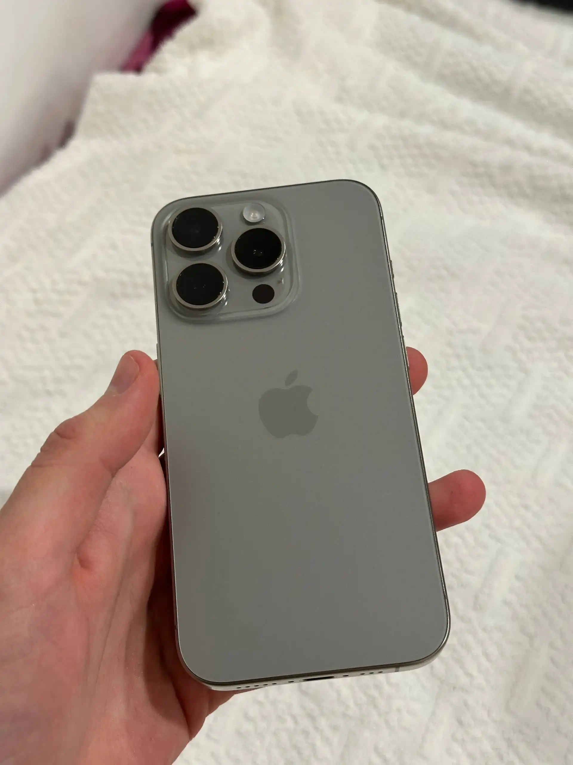 iPhone 15 Pro 256 ГБ - Смартфоны (Электроника) в Уфа