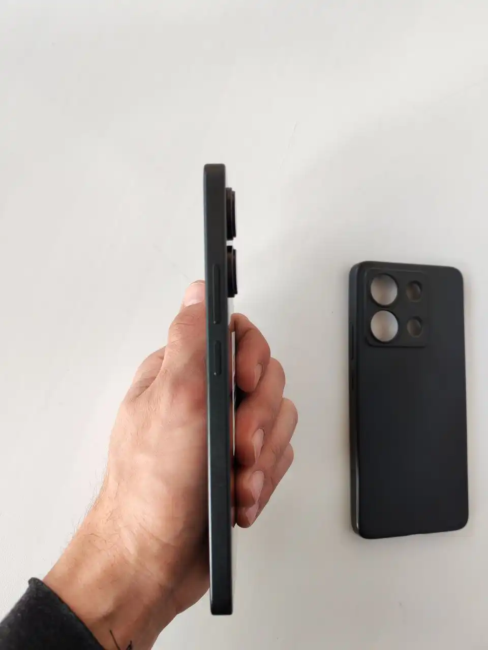 Продается смартфон Xiaomi Redmi Note 13 - Смартфоны и телефоны (Электроника) в Уфа