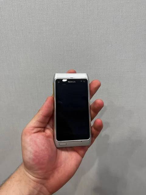 Продажа смартфона Nokia N8 в хорошем состоянии - Усилители сигнала в Уфа