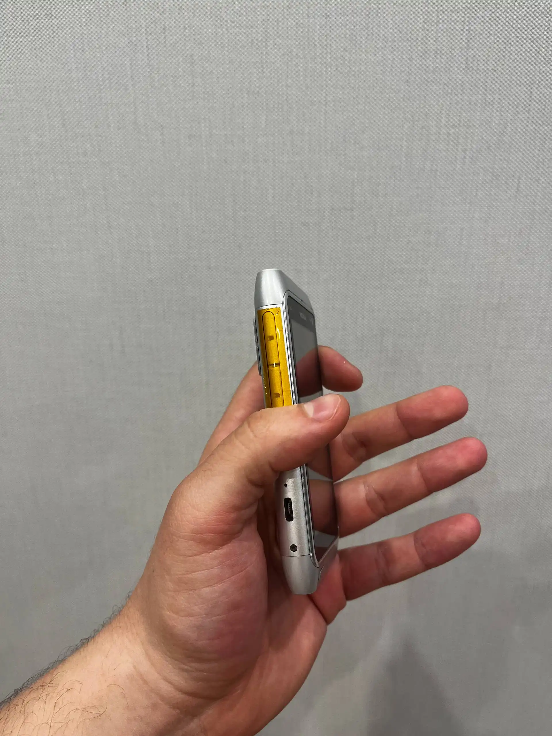 Продажа смартфона Nokia N8 в хорошем состоянии - Мобильные телефоны (Электроника) в Уфа