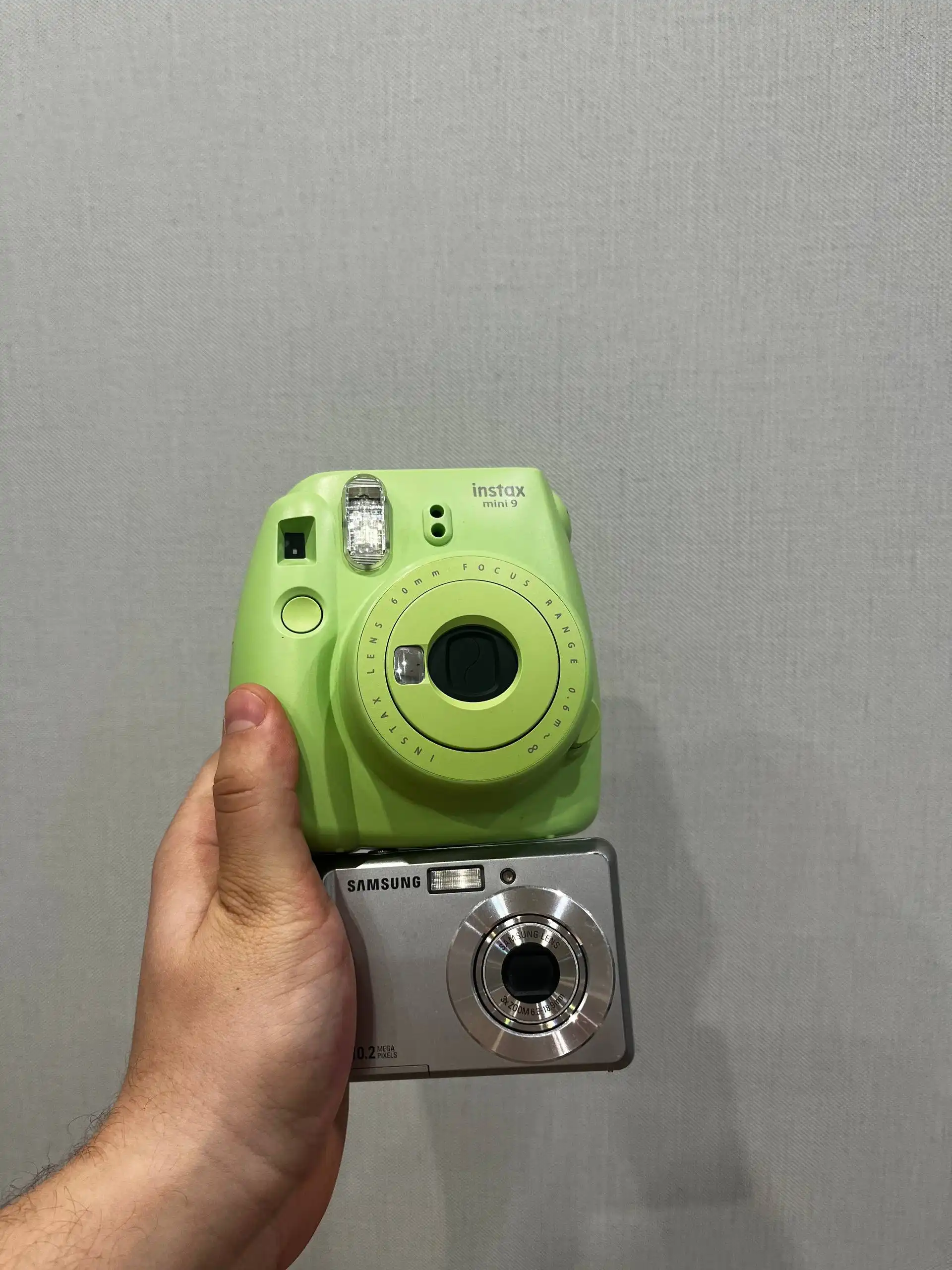 Продажа фотоаппаратов FUJIFILM instax mini 9 и Samsung ES15 - Фотоаппараты (Электроника) в Уфа