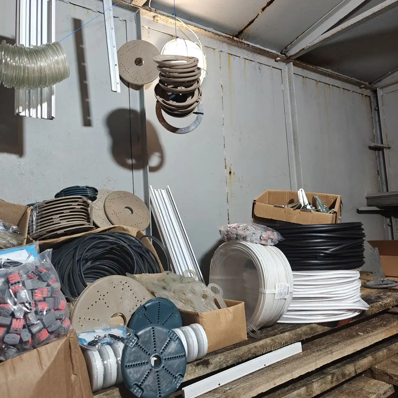 Комплектующие для монтажа натяжных потолков - Ремонт и стройматериалы (Для дома и дачи) в Уфа