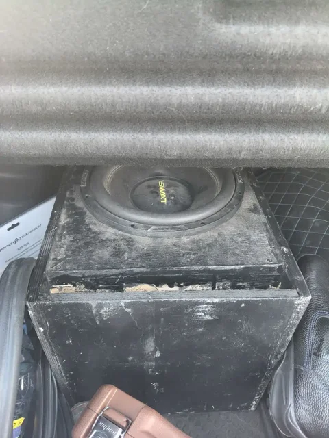 Продам сабвуфер с коробом SWAT 12 дюймов 300 Вт - Игры в Уфа